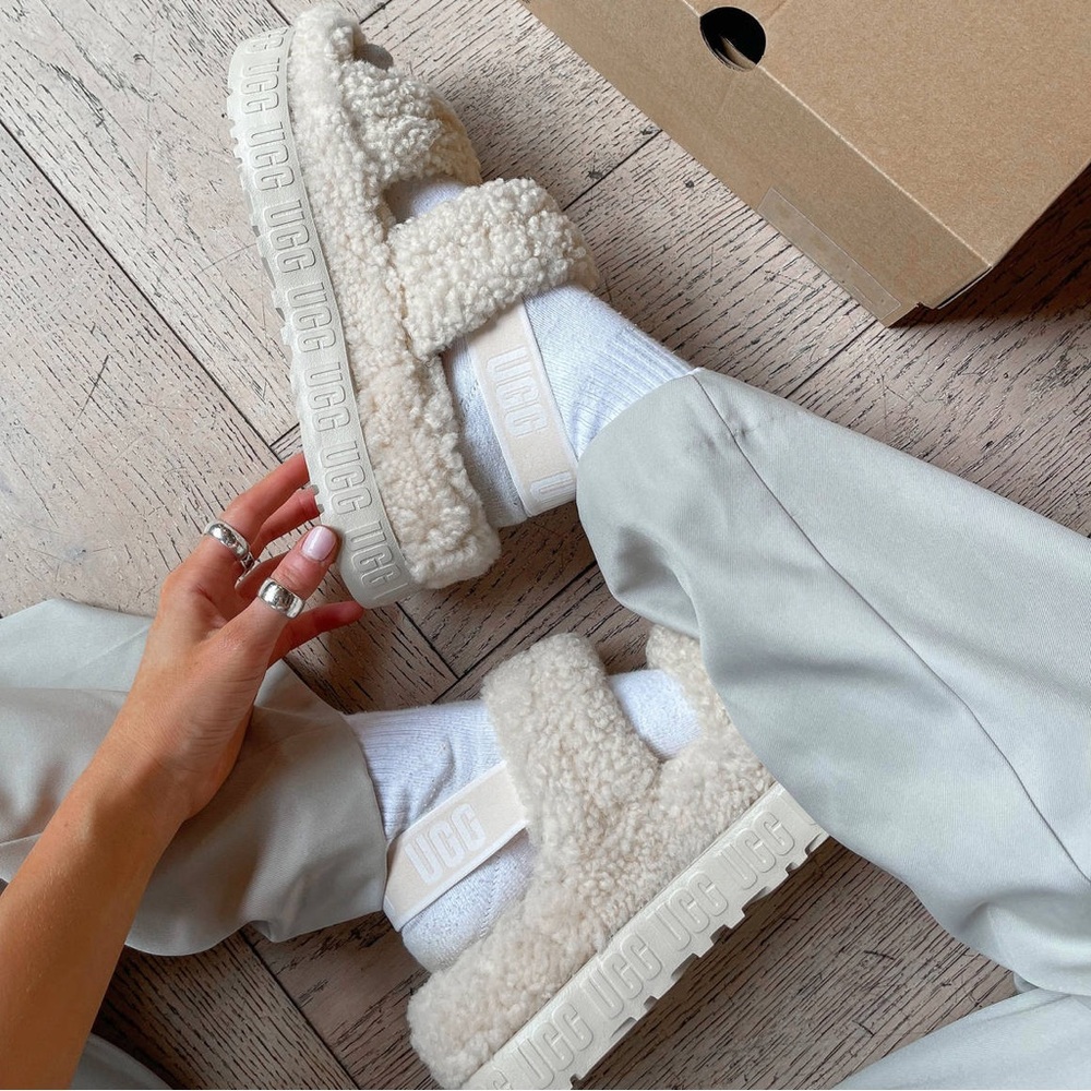 NIB UGG Oh Fluffita Slide